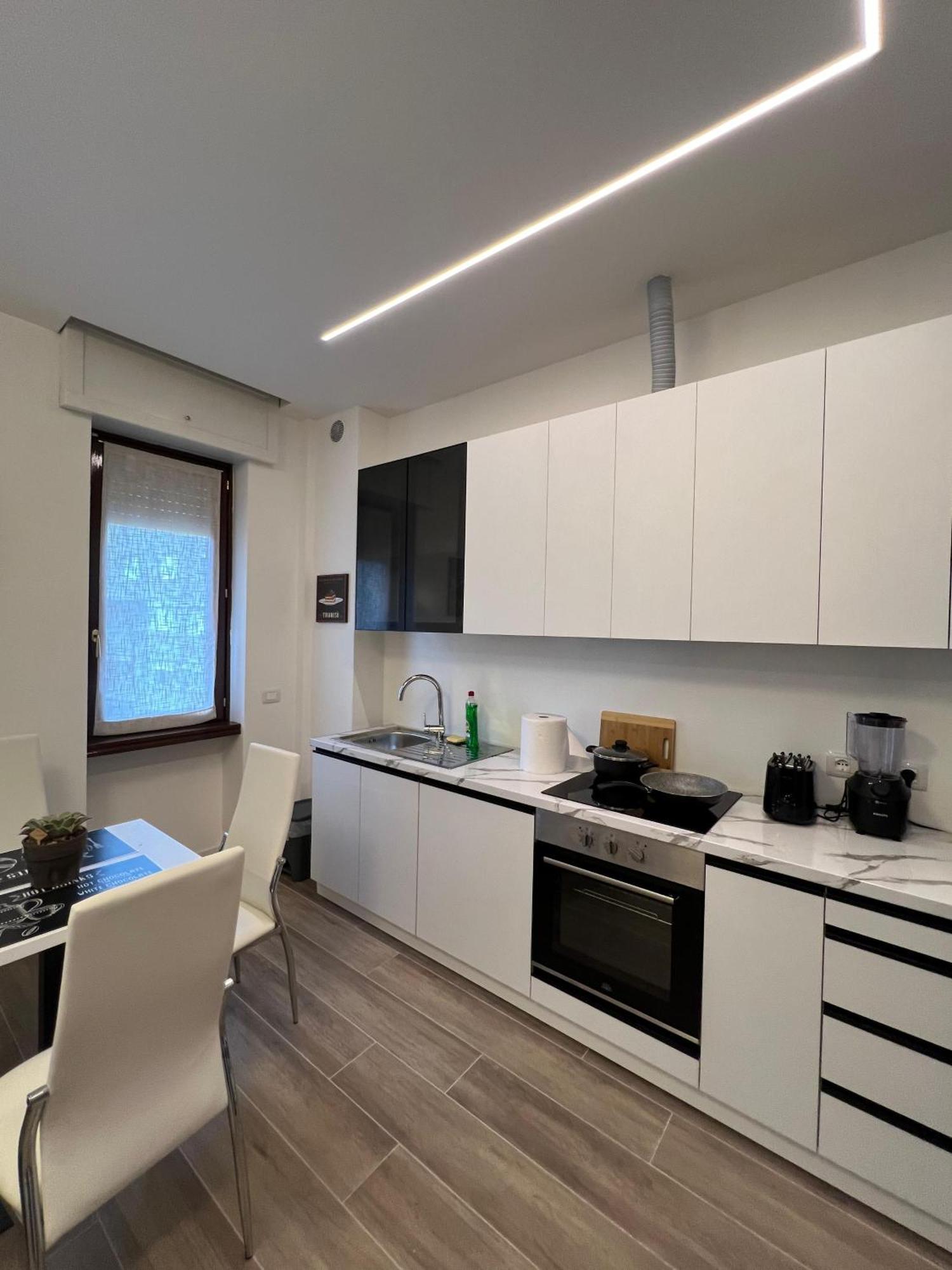 Imperial B&B Bergamo Ngoại thất bức ảnh